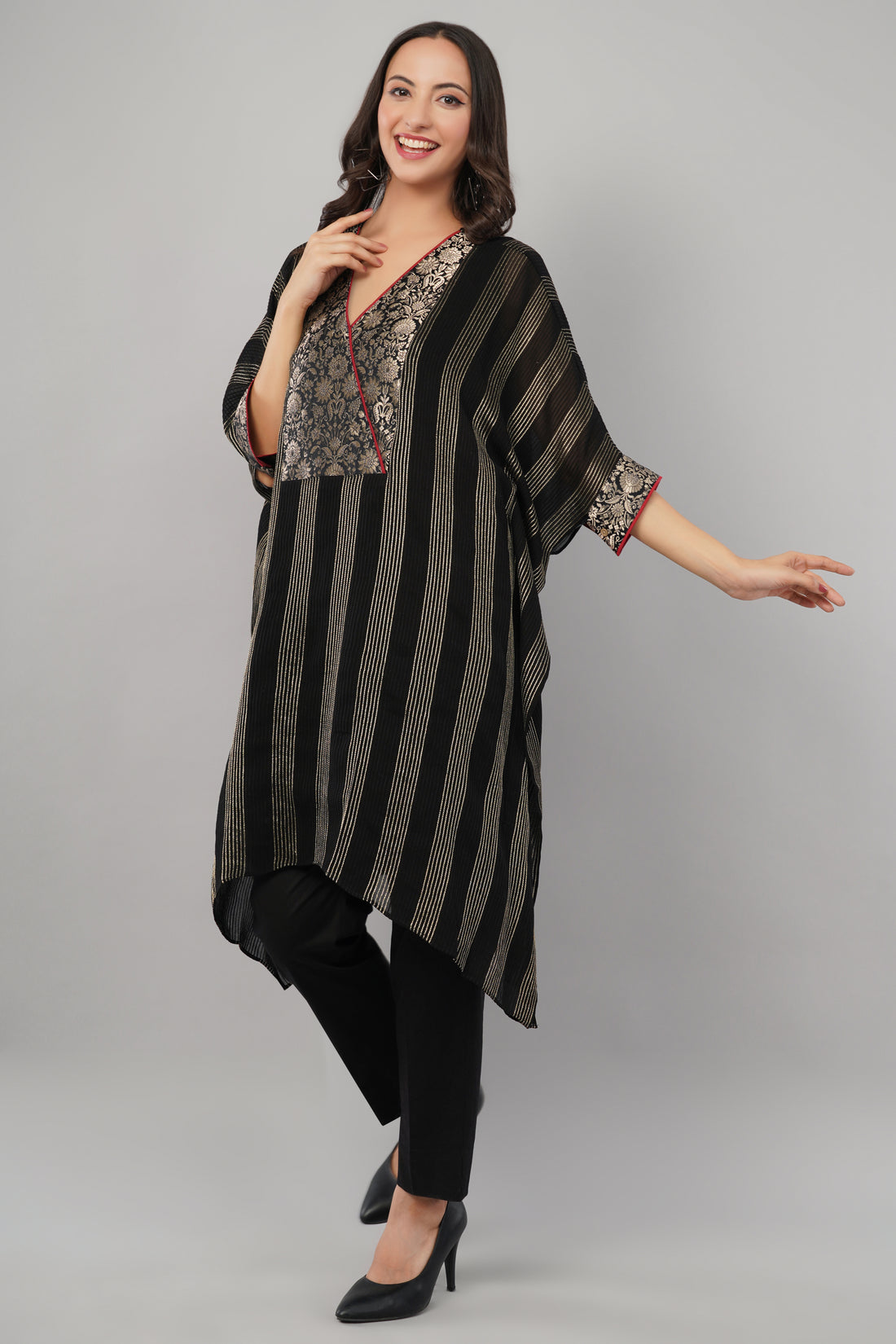 Brocade Zari Kaftan - Black